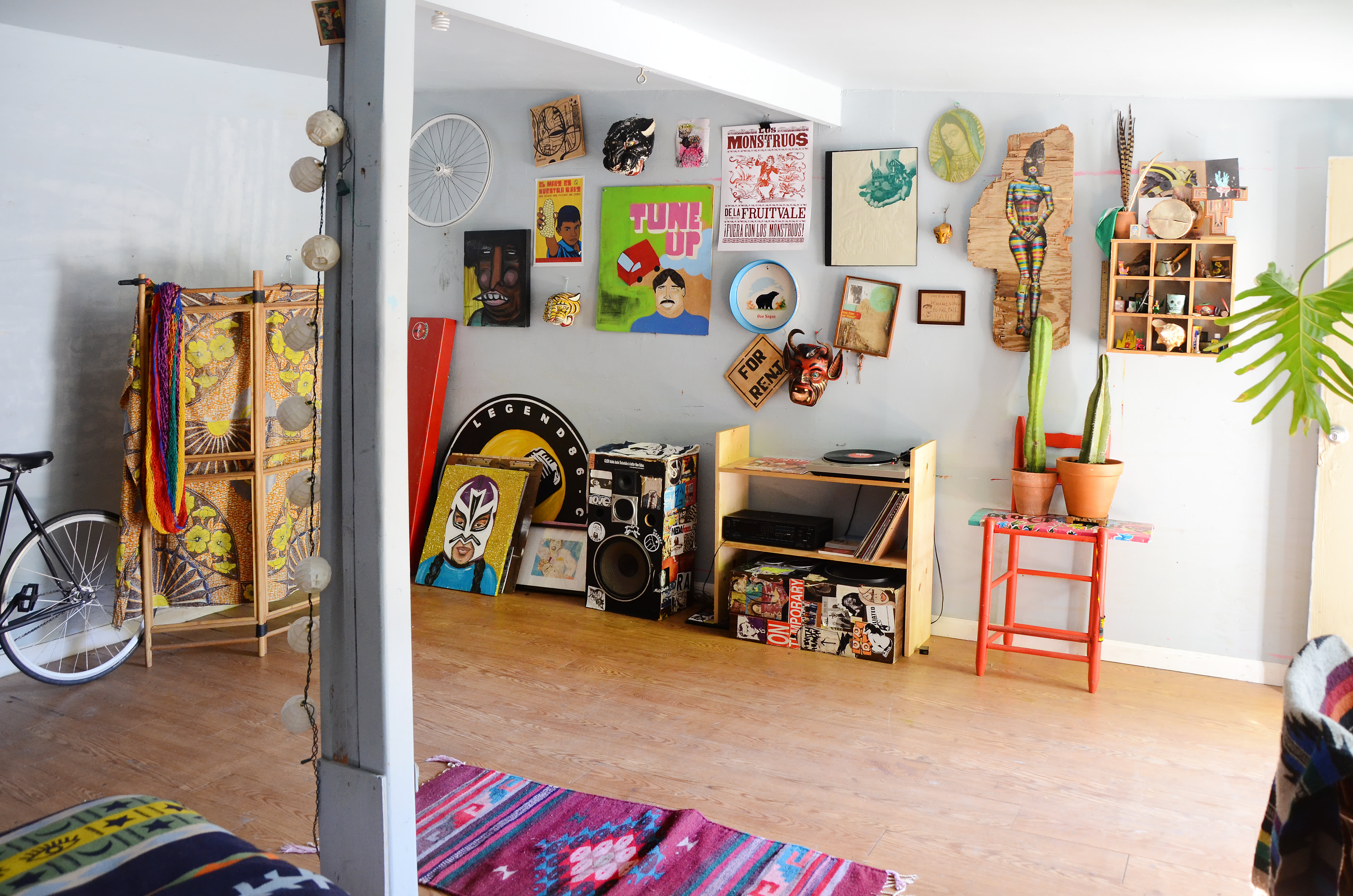 House Tour A 400SquareFoot Oakland Studio Apartment Apartment Therapy